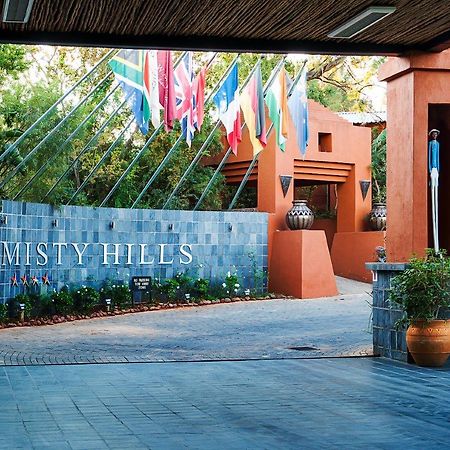Misty Hills Country Hotel, Conference Centre & Spa Muldersdrift Exterior foto