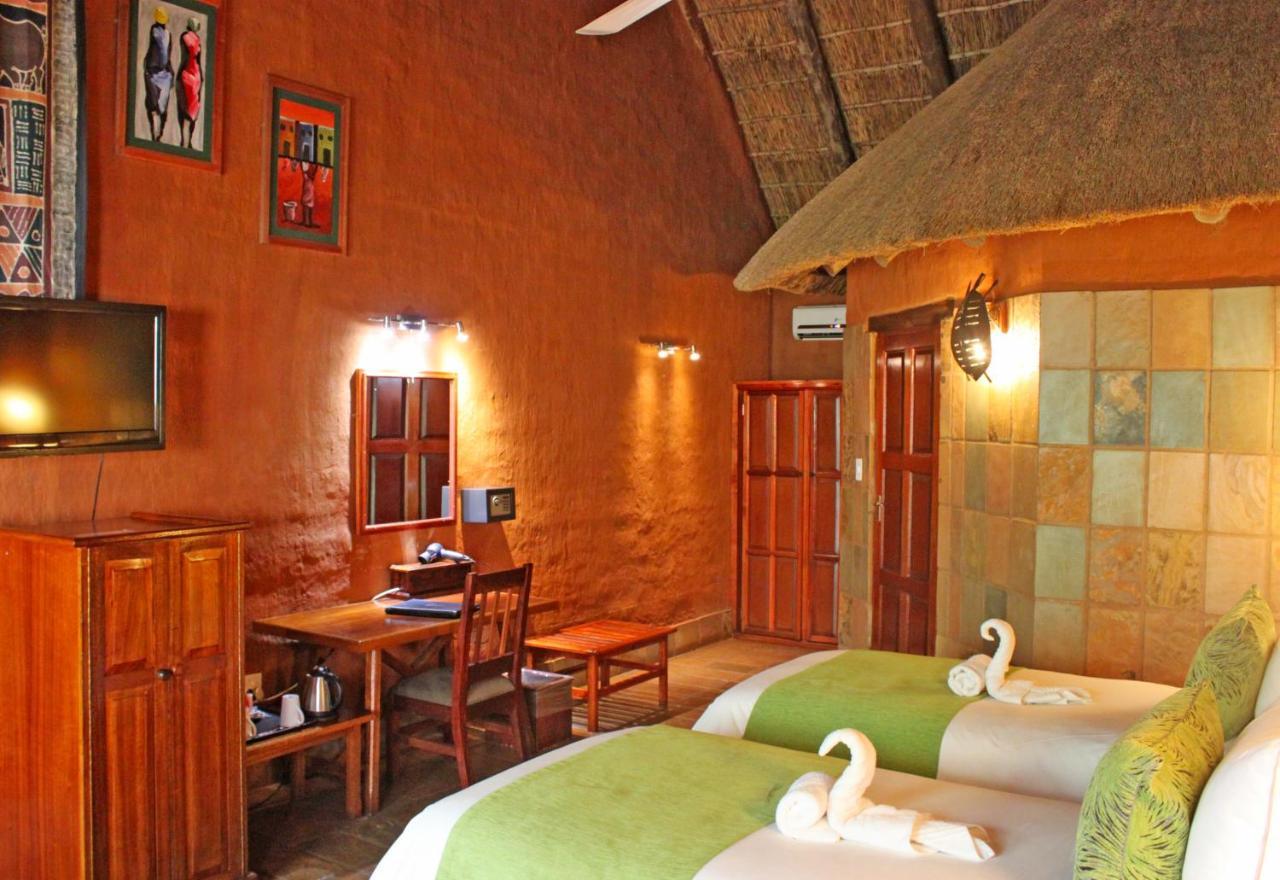 Misty Hills Country Hotel, Conference Centre & Spa Muldersdrift Exterior foto