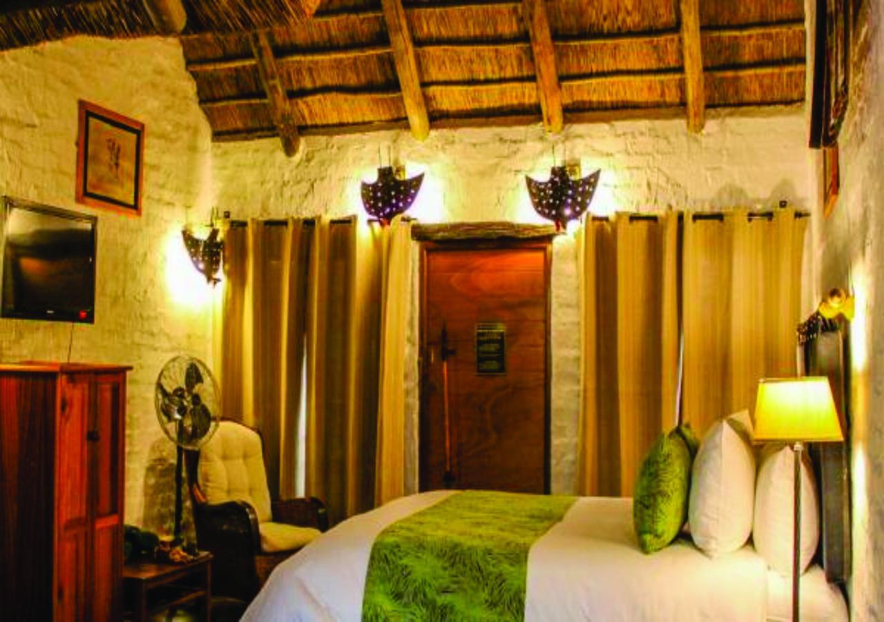 Misty Hills Country Hotel, Conference Centre & Spa Muldersdrift Exterior foto